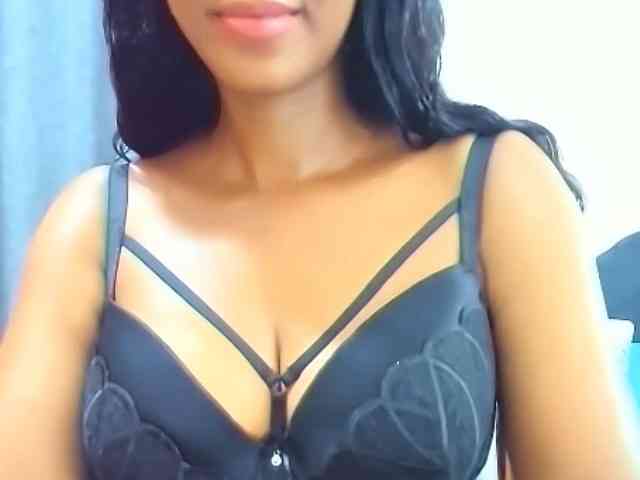 Belinda97 webcam