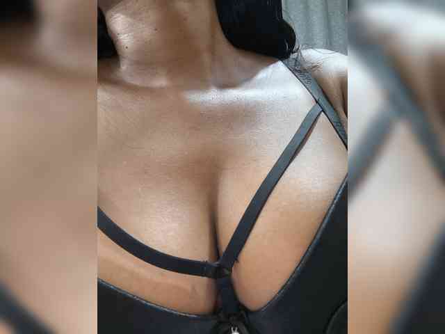 Belinda97 webcam