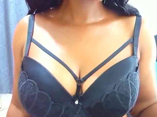 Belinda97 webcam