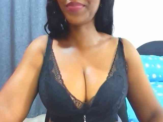 Belinda97 webcam