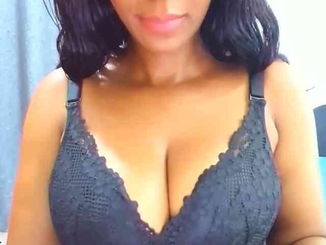 Belinda97 webcam