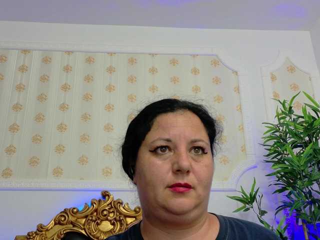 AleshaArabic live cam on BongaCams
