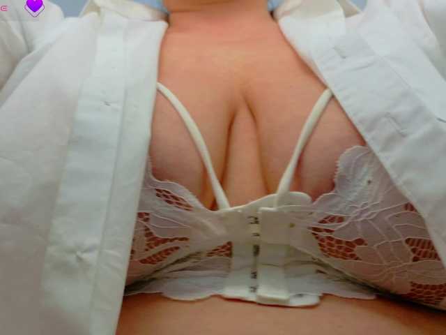 AleshaArabic's BongaCams show and profile