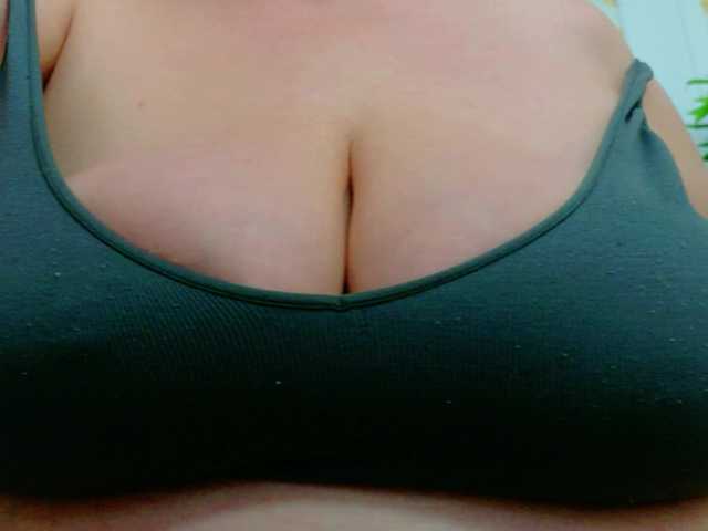 AleshaArabic live cam on BongaCams