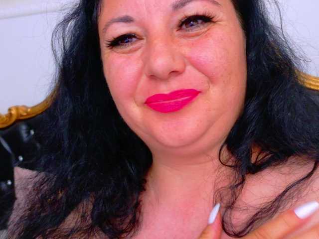 AleshaArabic live cam on BongaCams