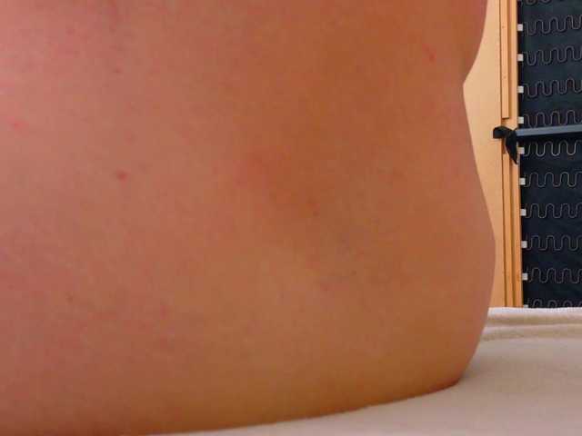 AleshaArabic live webcam show