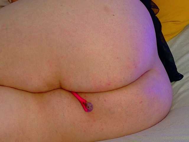 AleshaArabic live webcam show