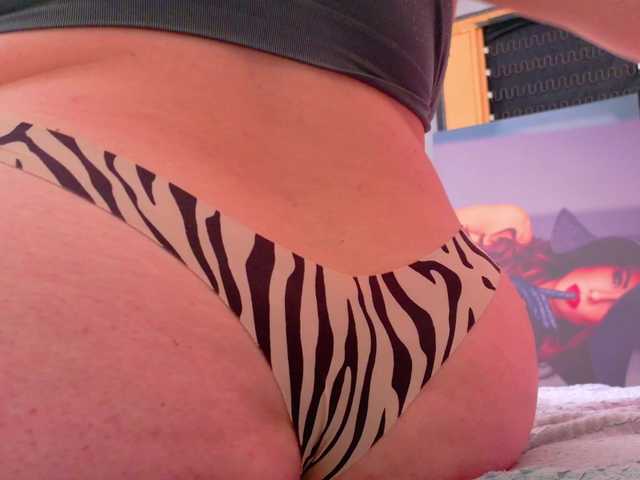 AleshaArabic live cam on BongaCams
