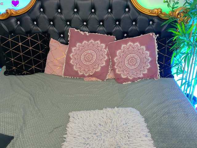 AleshaArabic Live Cam and Statistics on UnifiedCams