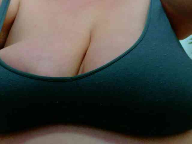 AleshaArabic webcam