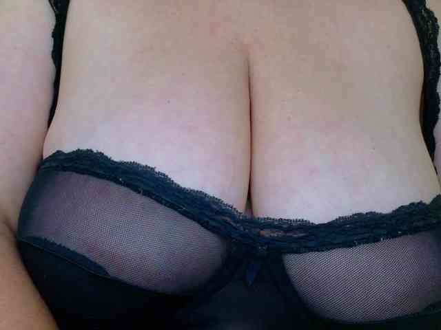 AleshaArabic webcam