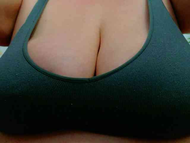 AleshaArabic webcam