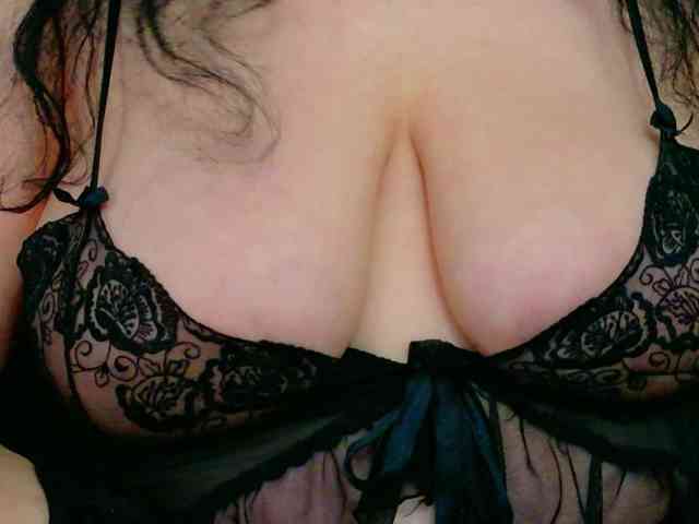 AleshaArabic webcam