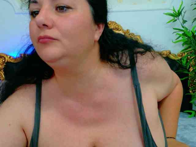 AleshaArabic webcam