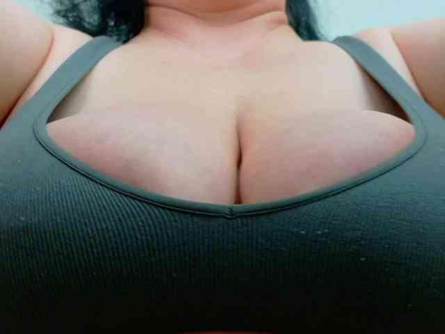 AleshaArabic webcam