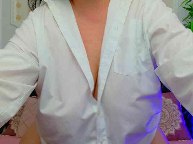 AleshaArabic webcam