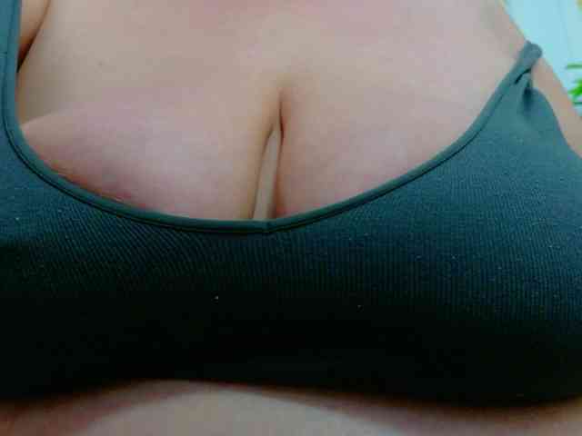 AleshaArabic webcam