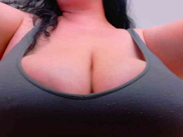 AleshaArabic webcam
