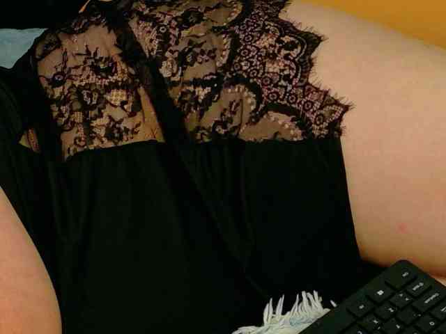 AleshaArabic webcam