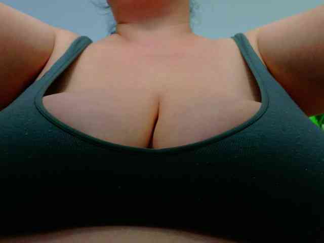 AleshaArabic webcam