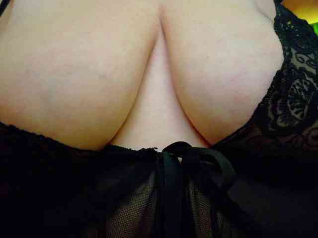 AleshaArabic webcam