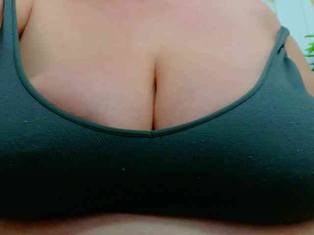 AleshaArabic webcam