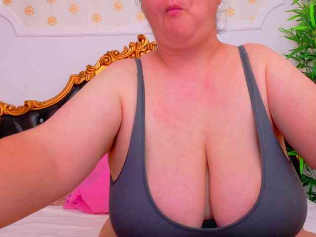 AleshaArabic webcam