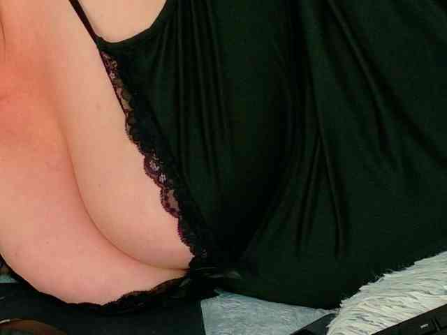 AleshaArabic webcam