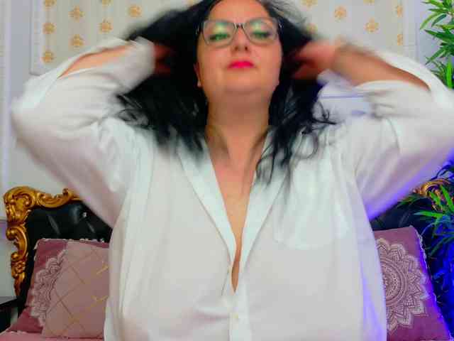 AleshaArabic webcam