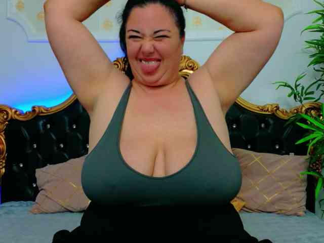 AleshaArabic webcam
