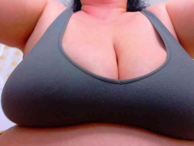 AleshaArabic webcam