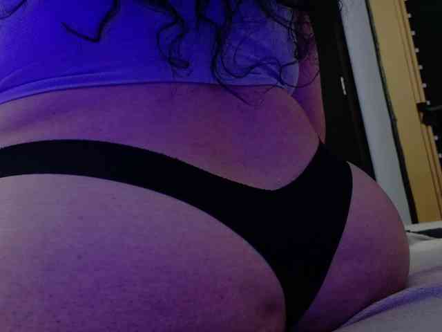 AleshaArabic webcam