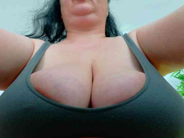 AleshaArabic webcam