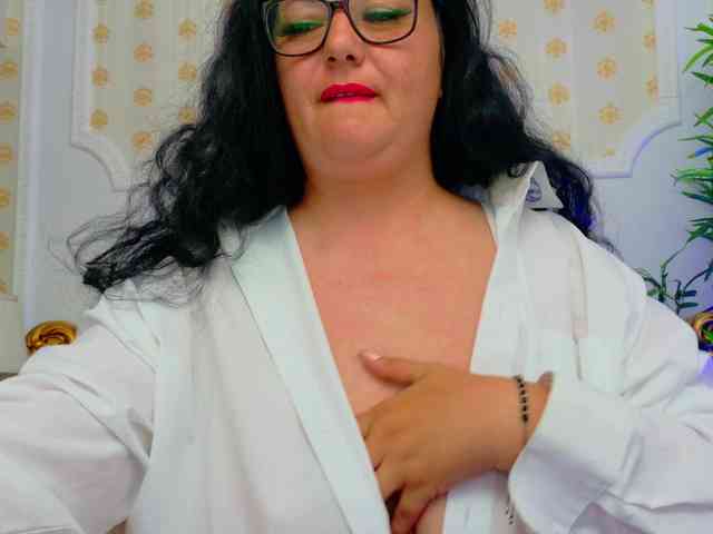 AleshaArabic webcam
