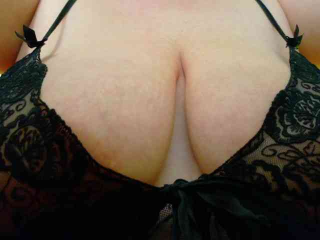 AleshaArabic webcam