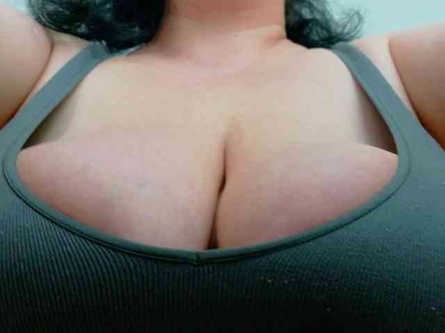 AleshaArabic webcam