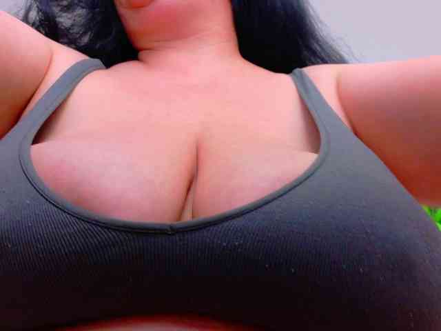 AleshaArabic webcam