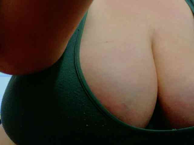 AleshaArabic webcam