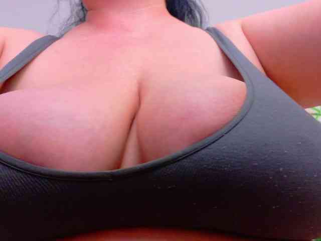 AleshaArabic webcam