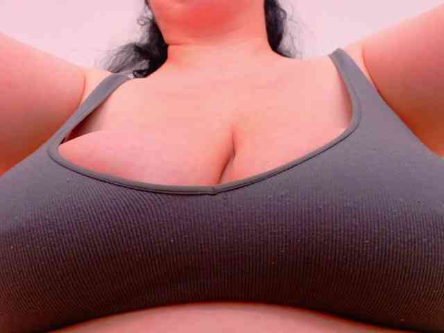AleshaArabic webcam