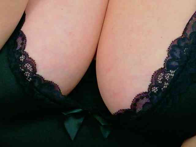 AleshaArabic webcam