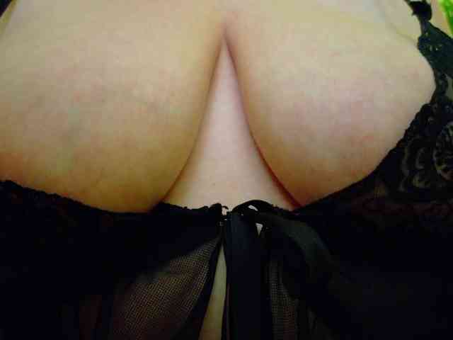 AleshaArabic webcam