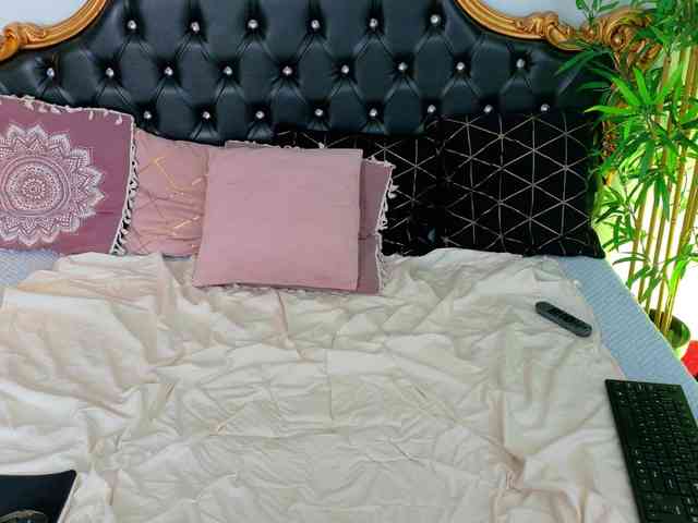 AleshaArabic webcam