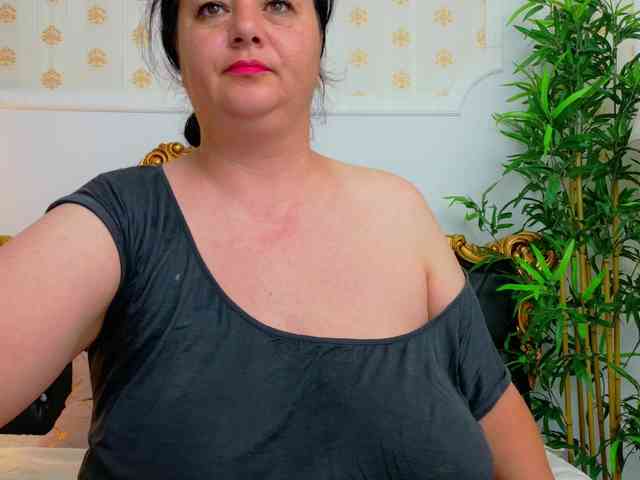 AleshaArabic webcam