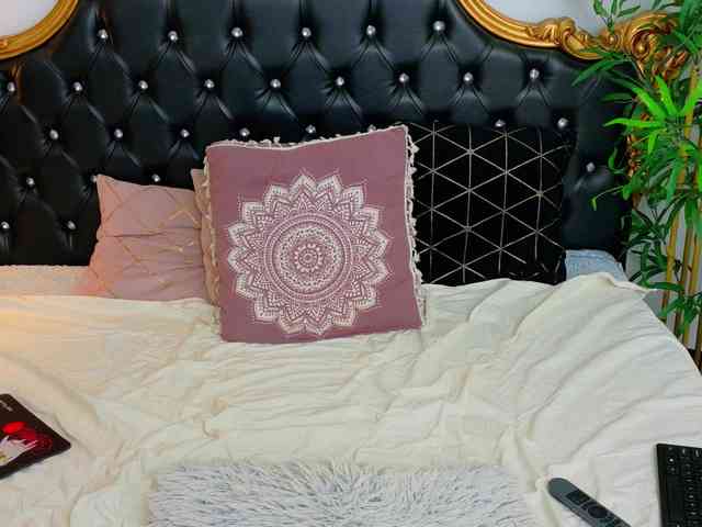 AleshaArabic webcam