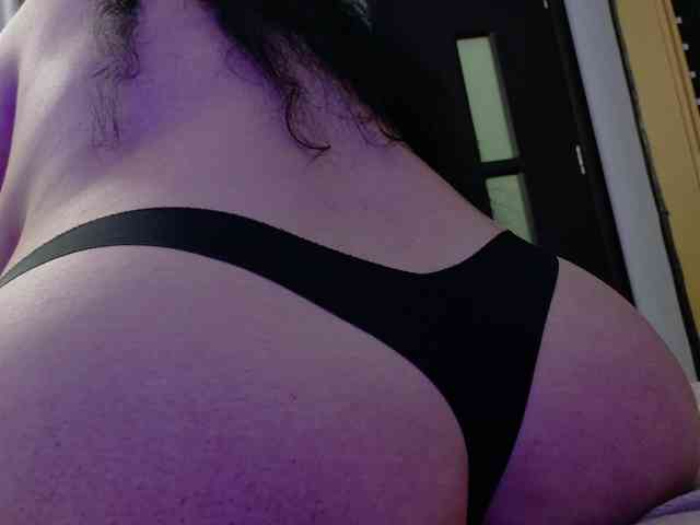AleshaArabic webcam