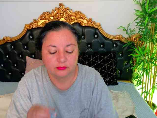 AleshaArabic webcam