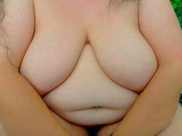 AleshaArabic webcam