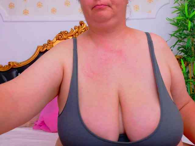 AleshaArabic webcam