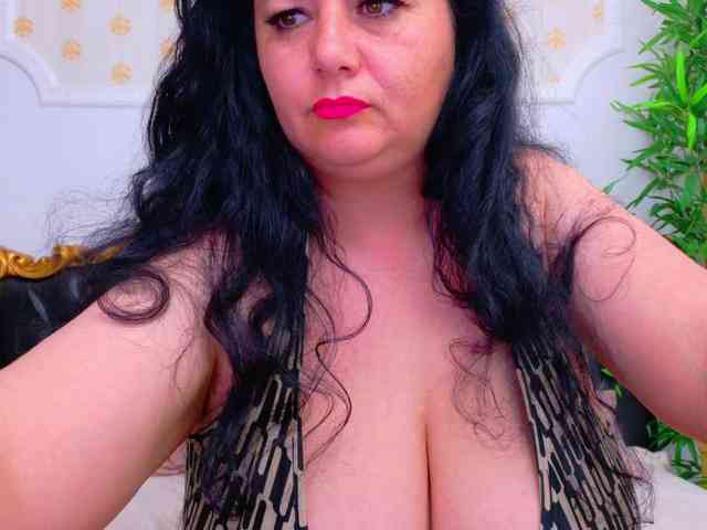 AleshaArabic webcam